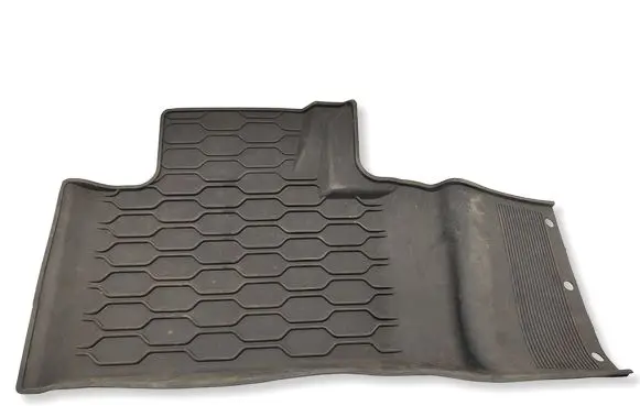 Dodge Durango Second row seat mat 82215578 44321 8221557844321
