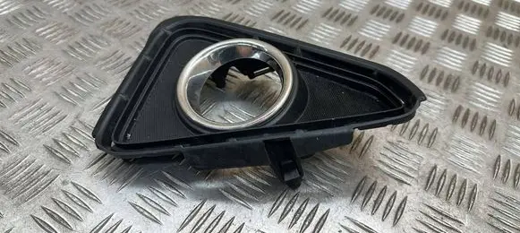 Toyota RAV 4 (XA40) Front fog light trim/grill 5203042050 5212742160