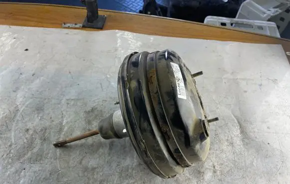 BMW X5 E53 Brake booster 34331165679