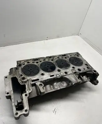 BMW 5 F10 F11 Engine head 781046503 7810465