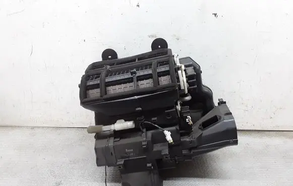 Interior heater climate box assembly
