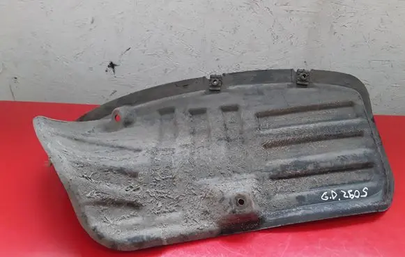 Mitsubishi Grandis Other under body part NOCODE