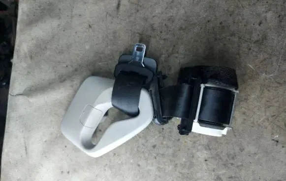 Ford S-MAX Roof seat belt 33051323 33021835