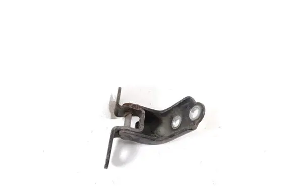 KIA Sportage Front door lower hinge 793102H000