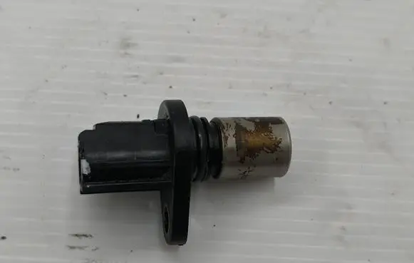 Toyota Avensis T250 Camshaft vanos timing valve 