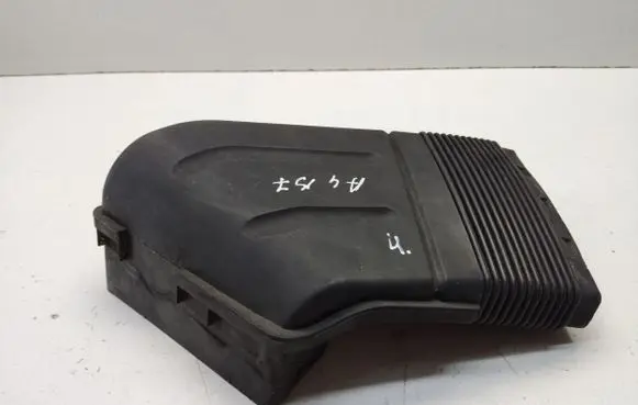Audi A4 S4 B7 8E 8H Air intake hose/pipe 8E0129617 8E0129617D