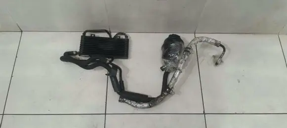 Mercedes-Benz S W221 Power steering radiator A2215000500
