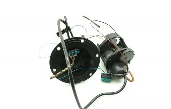 Mercedes-Benz SLK R171 In-tank fuel pump A1714700690