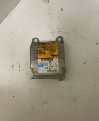 Toyota Avensis Verso Airbag control unit/module 89170044050