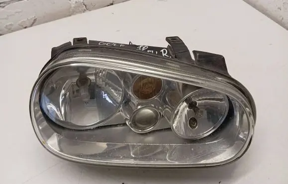 Volkswagen Golf IV Headlight/headlamp 1J1941018C 6776834