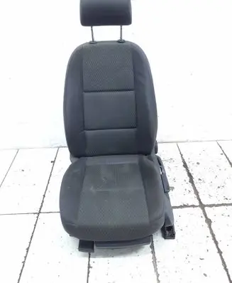 Audi A6 S6 C6 4F Front driver seat 0096816