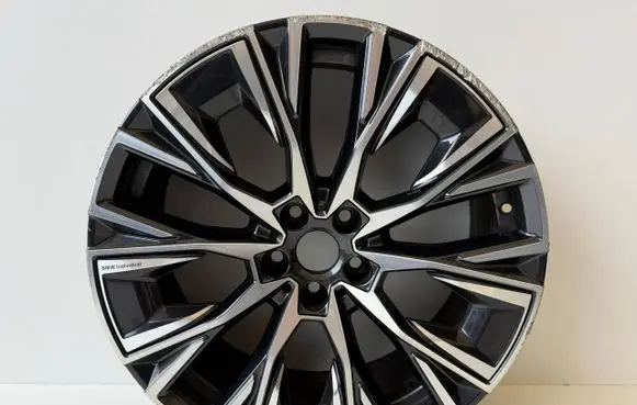 BMW i4 R20 alloy rim 8747310