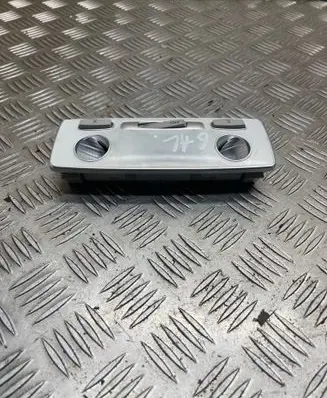 Renault Latitude (L70) Rear seat light