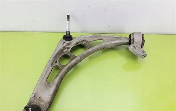 BMW 3 E46 Front lower control arm/wishbone