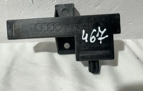 Volkswagen Touareg II Keyless (KESSY) go control unit/module 8K0907247