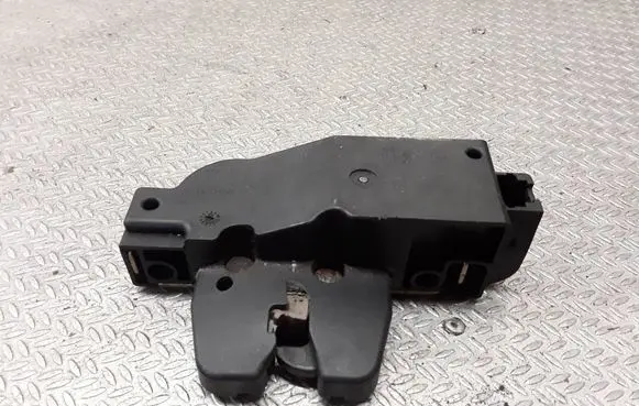 Peugeot 607 Tailgate/trunk/boot lock/catch/latch 9653831780