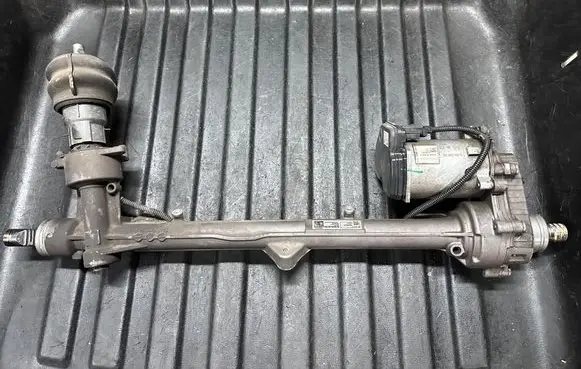 Volvo V60 Steering rack 32246799 P32246799 4532006735