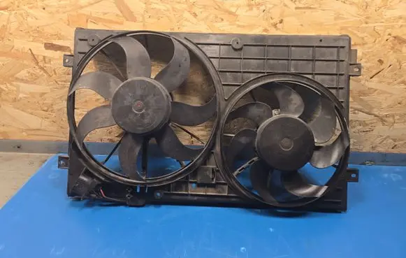 Volkswagen Golf Plus Electric radiator cooling fan 1K0121207T