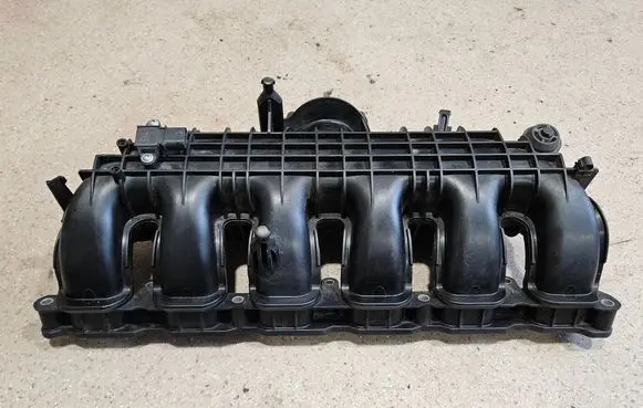 BMW M4 F82 F83 Intake manifold 7576911 7599042