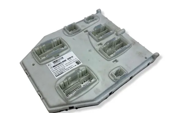 Mercedes-Benz Sprinter W907 W910 Central body control module A9079000806 A9079025204