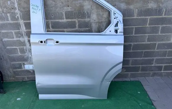 Ford Transit Custom II Front door 