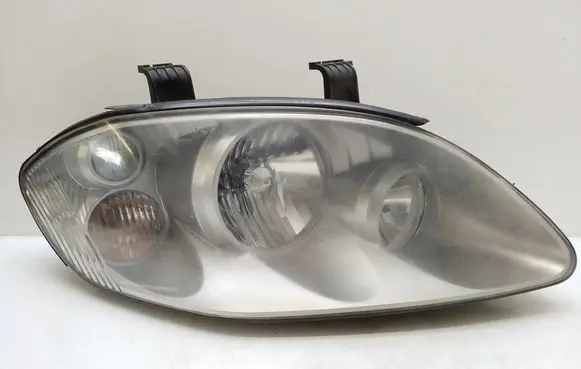 SsangYong Rodius Headlight/headlamp