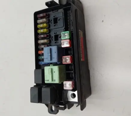 Mini One - Cooper Coupe R56 Fuse box set 9213372