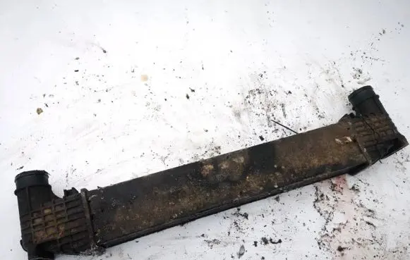 Volkswagen Sharan Intercooler radiator 7m0145805