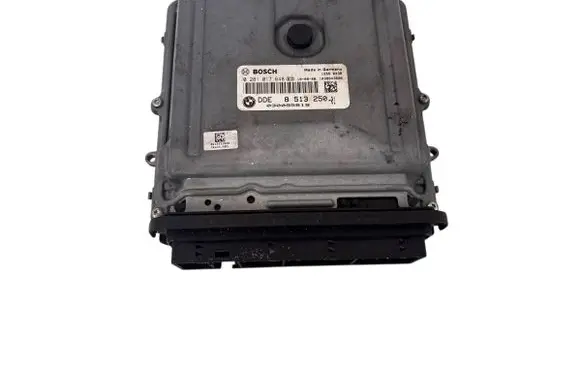 BMW 5 F10 F11 Engine control unit/module 0281017648 030095819 8513250