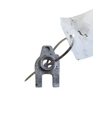 Nissan Qashqai Fuel Injector clamp holder 6457