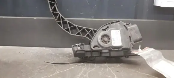 Volvo S80 Accelerator throttle pedal 6g929f836bc