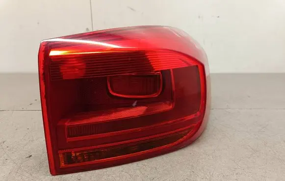 Volkswagen Tiguan Rear/tail lights 2SD01073802 5N0945096Q