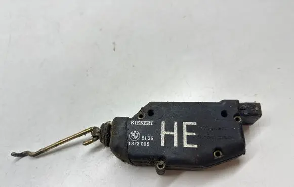 BMW 5 E28 Central locking motor 1373005
