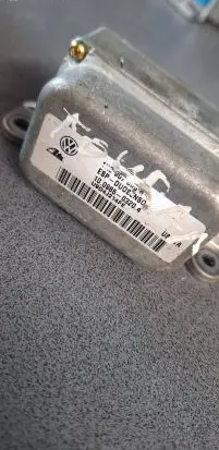 Volkswagen Touran I ESP (stability system) control unit 10098603084
