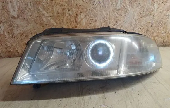 Audi A4 S4 B5 8D Headlight/headlamp 8D0941003AK 04HC01102A04HG 1853625100