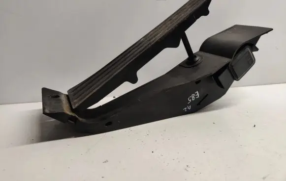 BMW Z4 E85 E86 Accelerator throttle pedal 6766931