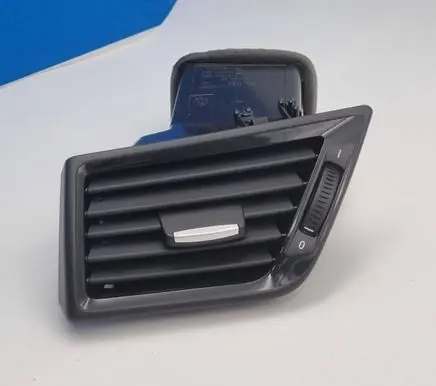 BMW X1 E84 Dashboard side air vent grill/cover trim 9258355 9258362 2288373