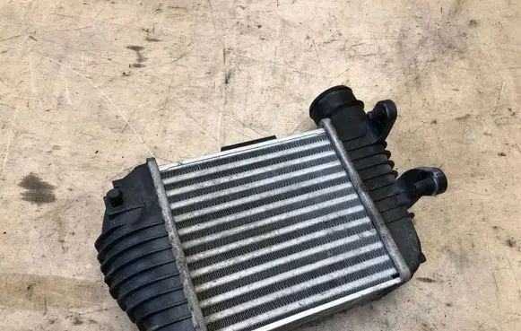 Audi A6 Allroad C6 Intercooler air channel guide 4F0145806R