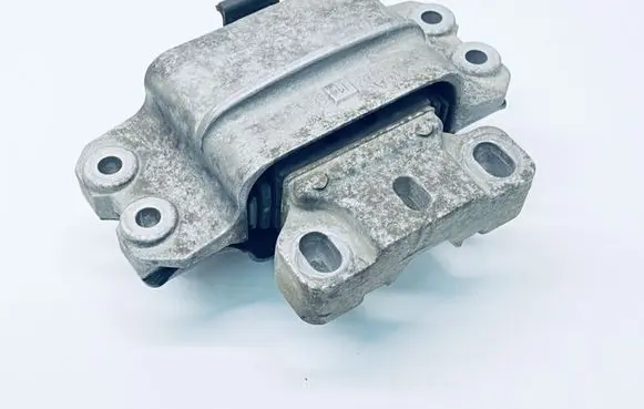 Volkswagen Caddy Gearbox mount 1K0199555M