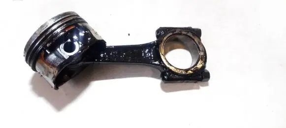 Citroen Xsara Picasso Piston with connecting rod