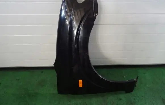 SsangYong Rodius Fender