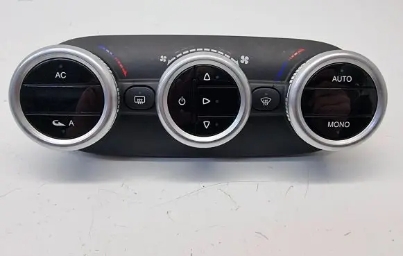 Alfa Romeo Giulietta Climate control unit 156091524