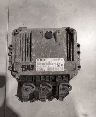 Ford Fiesta Engine control unit/module BV2112A650FD S180047035D