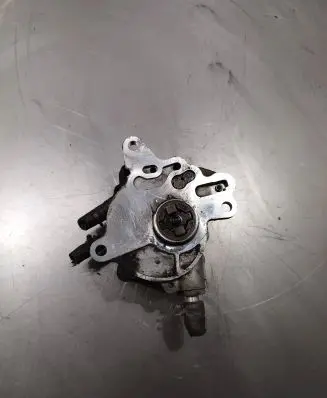Mitsubishi Outlander Vacuum pump 03g145209