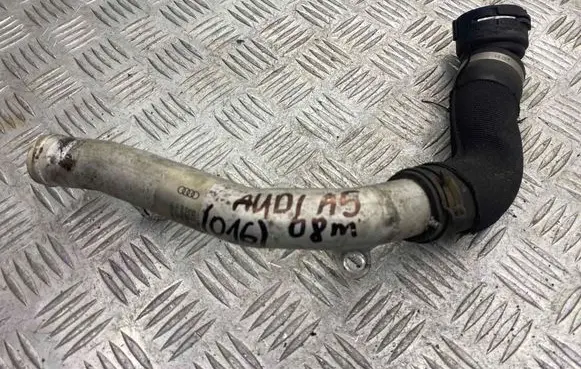 Audi A5 8T 8F Engine coolant pipe/hose 8K0121071C