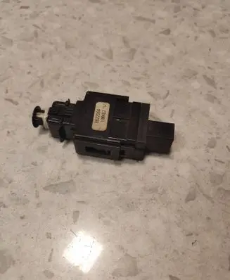 Volvo S80 Brake pedal sensor switch 8622064