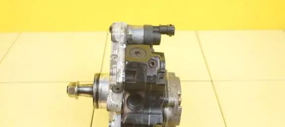 KIA Sorento Fuel injection high pressure pump 0445010101 D4CB