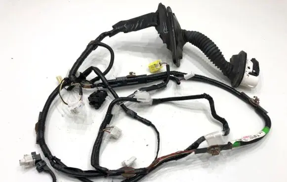 Toyota Camry VIII XV70 Front door wiring loom