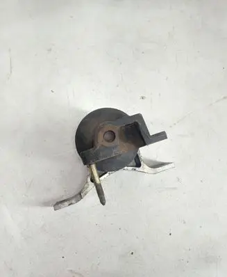 Nissan Murano Z50 Engine mount bracket
