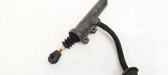 Mercedes-Benz C W202 Clutch master cylinder 2022900112